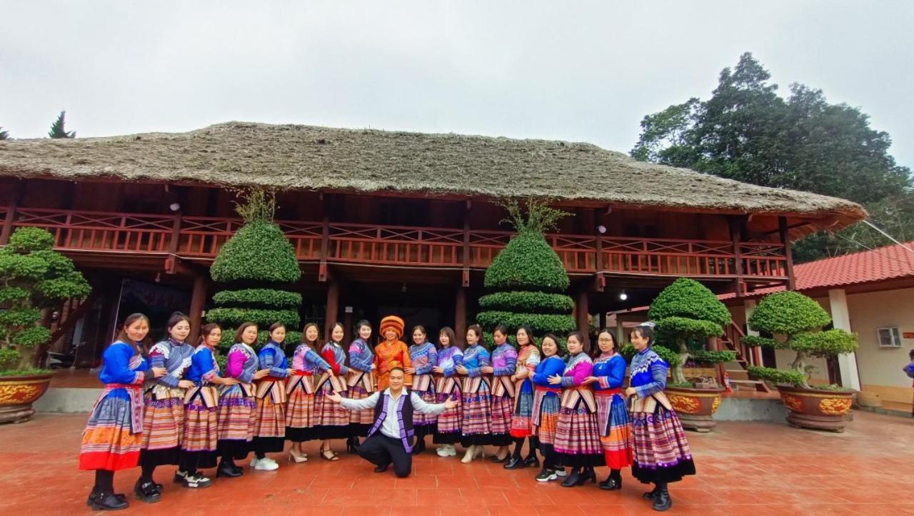 A Lin Homestay Bac Ha 外观 照片